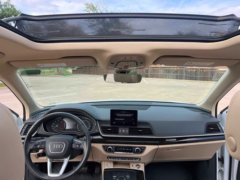 Audi Q5 Premium Plus      2020