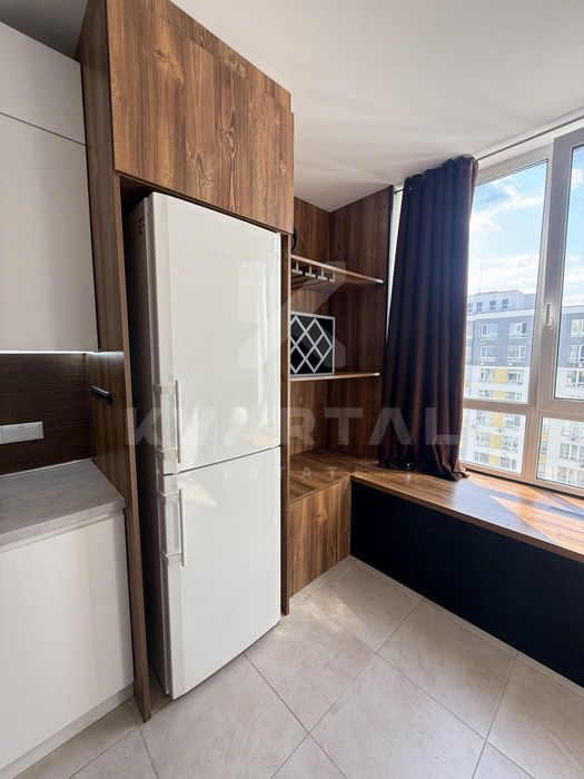 Продаж квартири з новим ремонтом Держпрограми такии