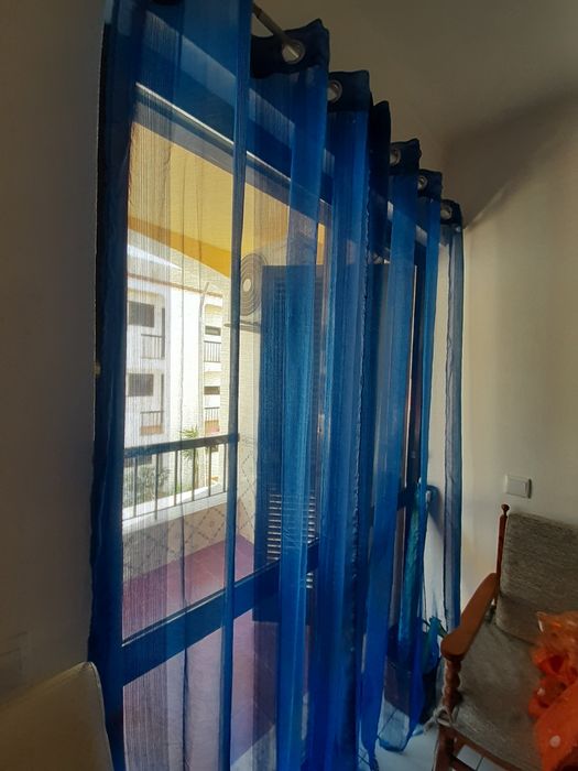 Cortinados de Chiffon (tenho 2 Azuis e 2 Vermelhos) NOVOS - a estrear