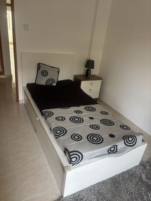 Cama de solteiro