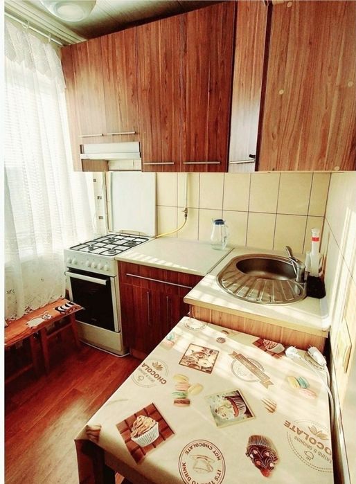 Сдаю 2к/к +гараж в Центр.р-не