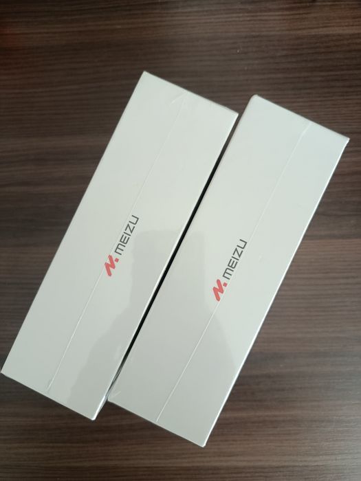 Meizu lucky 08 (5G)  8/256Гб  Глобальна версія  +Зарядка 33Вт +Чохол  +Захисна плівка