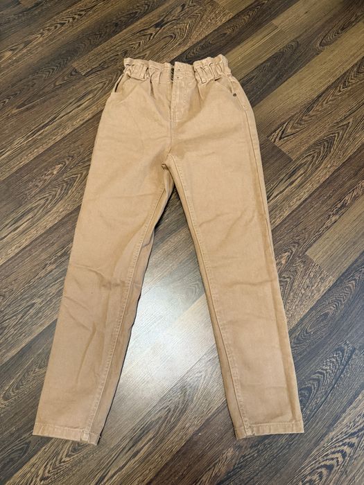 Штани на дівчинку