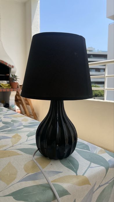 Candeeiro de Mesa em Cerâmica Decorativo – Excelente Estado