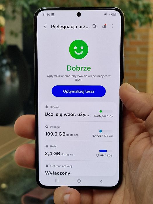 Samsung S22 8/128 GB w bardzo dobrym stanie