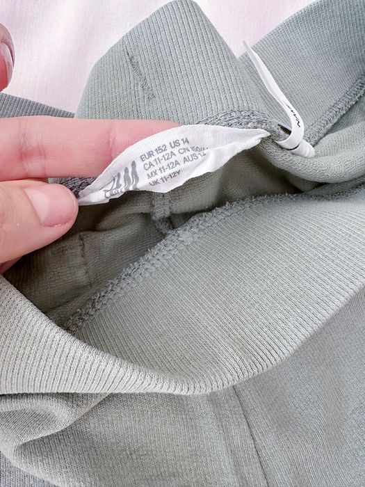 Зелені спортивні штани джогери на хлопчика (10-11 років 146 см)