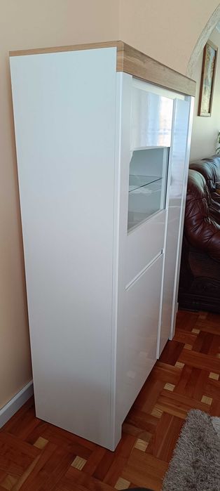 Witryna Holten biała