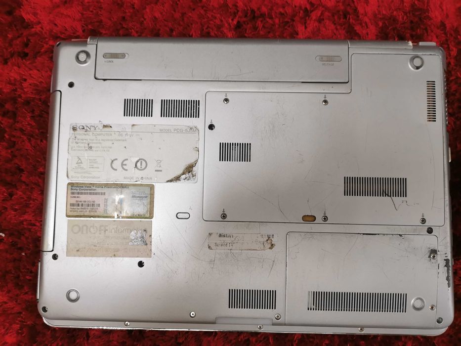 Sony Vaio modelo: PCG-5J5M