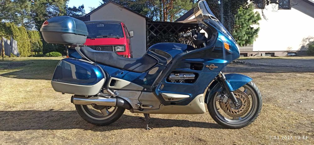 Honda Pan European ST 1100