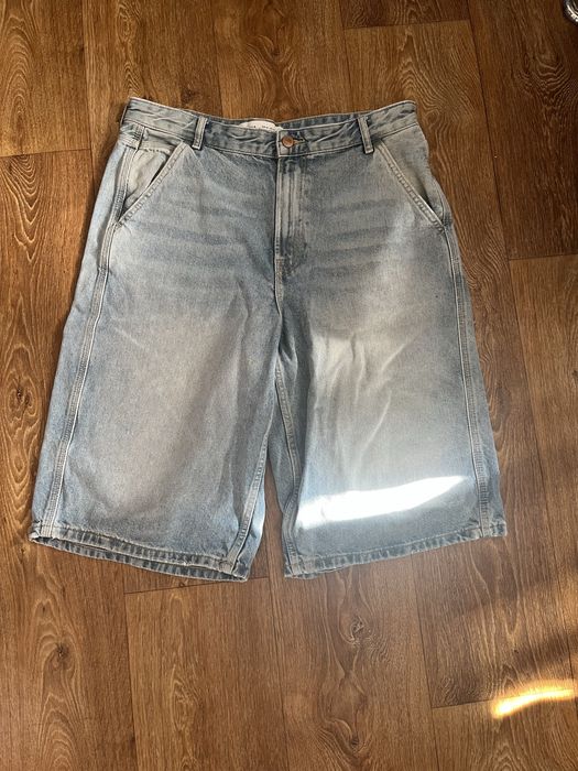 шорти Baggy Bershka