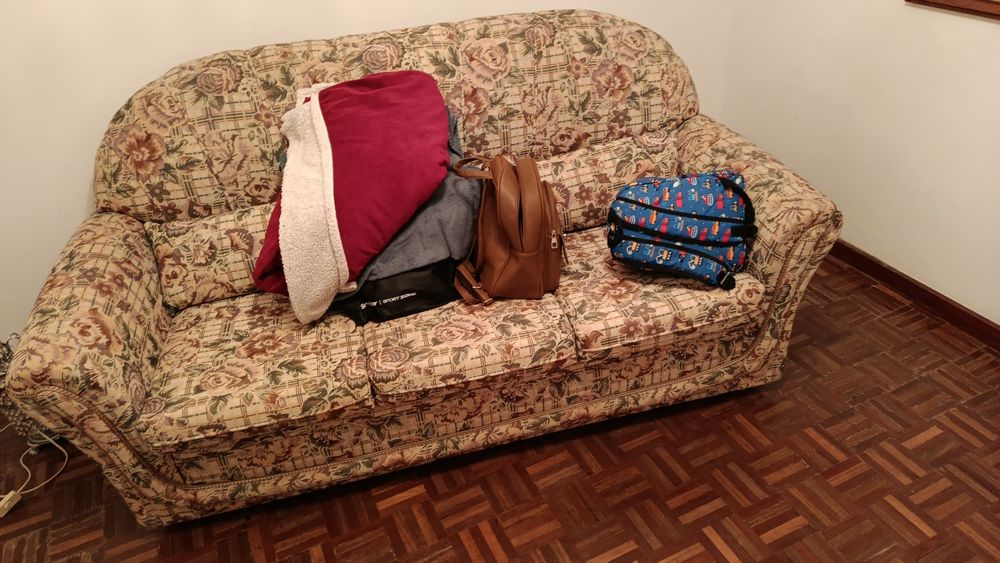 Conjunto de sofá antigo