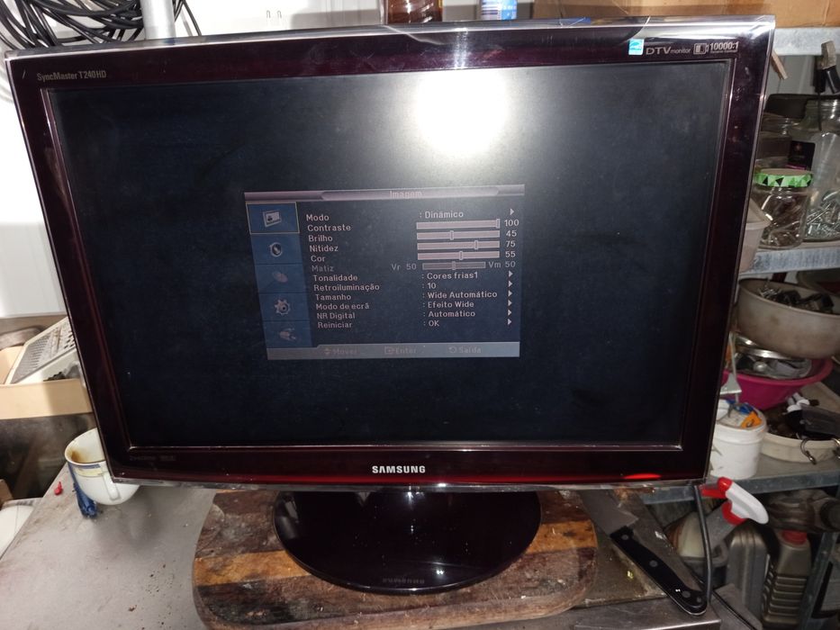 2 tvs LG e sanguesum pouco uso