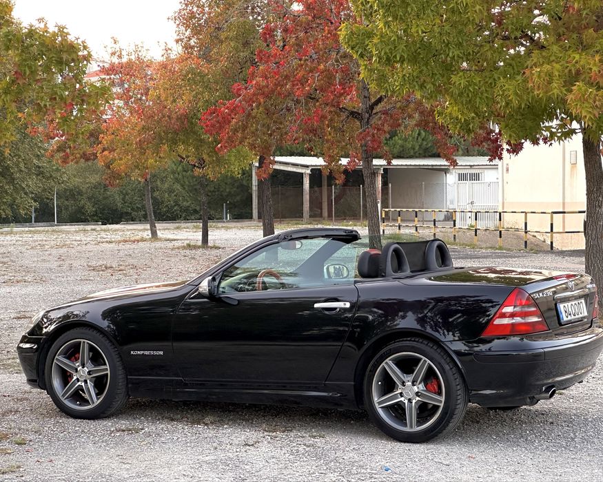 Mercedes-Benz SLK230K Versão DESIGNO – Certificado Interesse Histórico