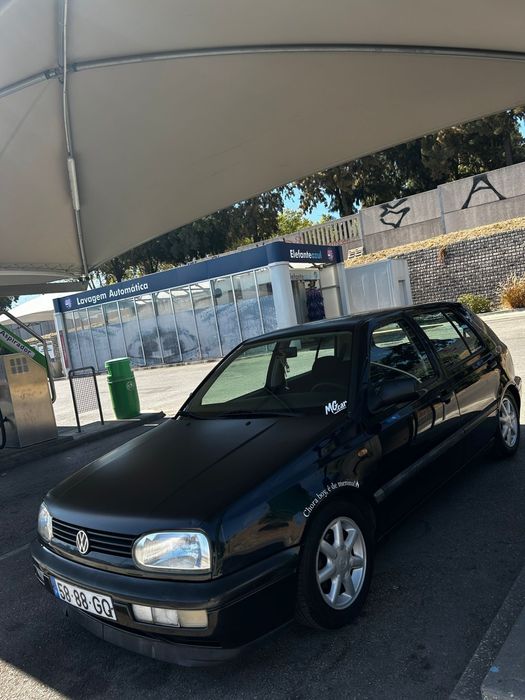 Golf 1996 preto….