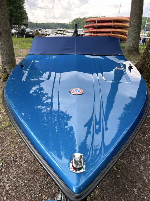 Sprzedam motorówkę Glastron GT160