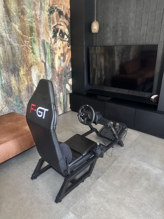 Next Level Racing F-GT kokpit, pedały, kierownica