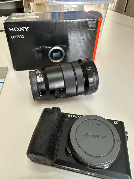 Sony Alpha a6500 + Objetiva 18-105mm f/4 G OSS - Kit Completo com Acessórios