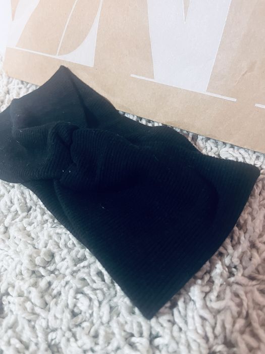 Czarna opaska na glowe damska w prazki