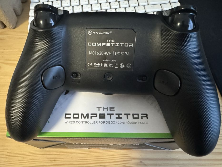 Геймпад Hyperkin Competitor White Xbox