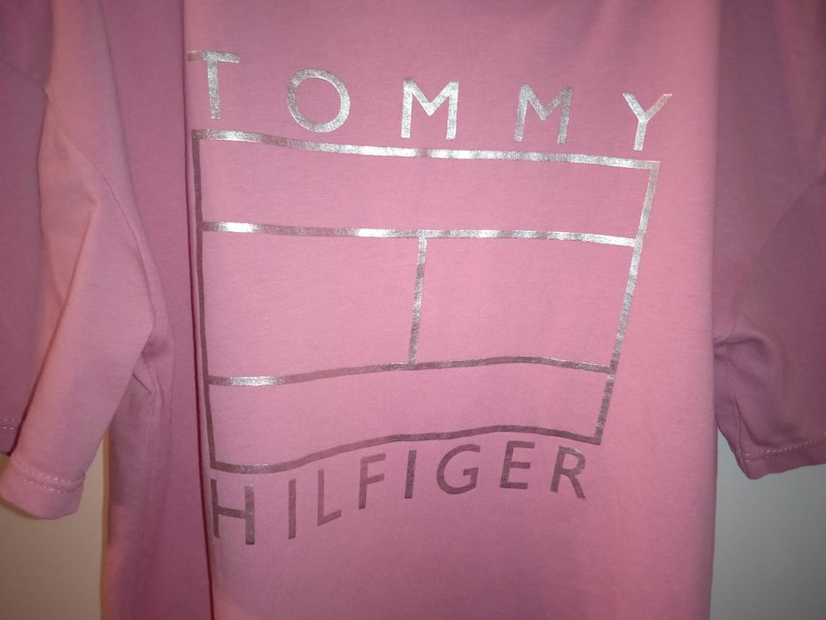Tommy Hilfiger roz. 140