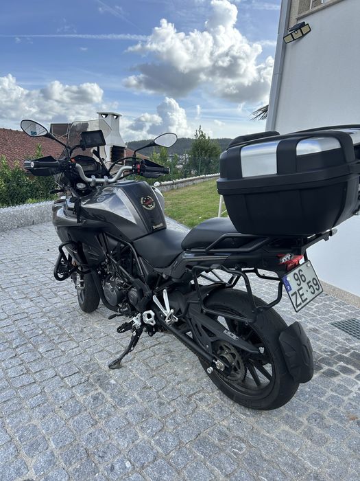 Benelii trk como nova. Com malas 4700€