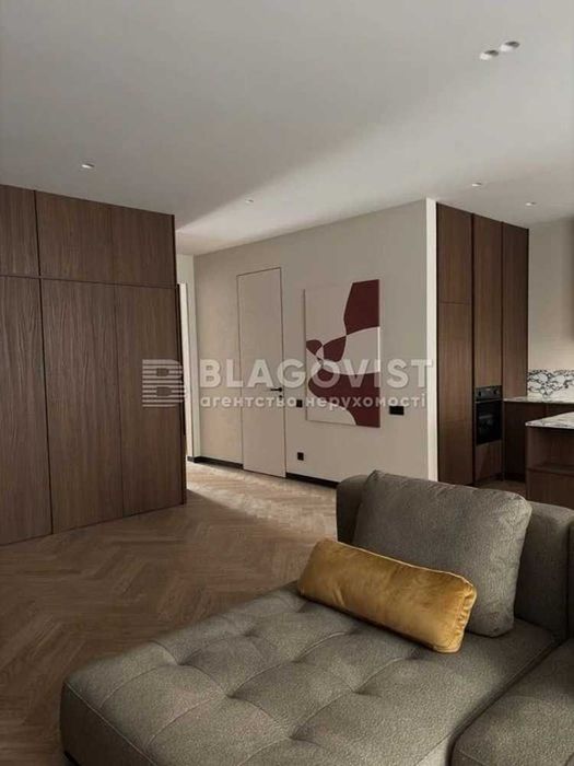 Продам 3 кімнатної квартири вул  Бульварно-Кудрявська 17 ЖК Ярославів Град
