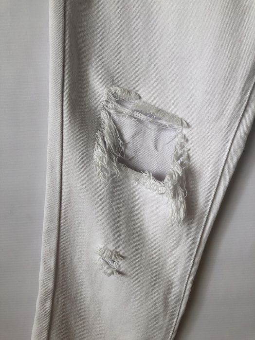 Shein Jeansy Mom Białe Z Dziurami 36 S