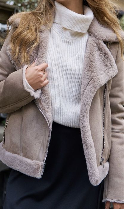 Куртка з теплим коміром xs