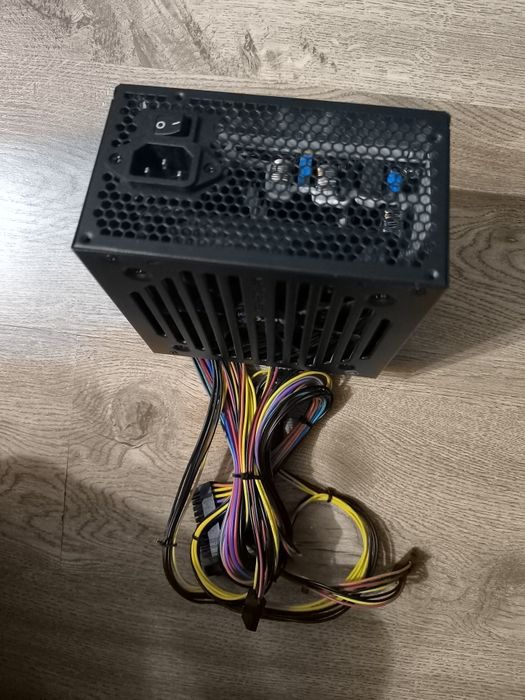 Zasilacz komputerowy