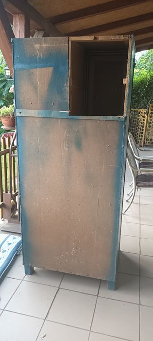 Szafa drewniana ubraniowa