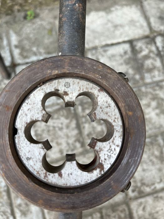 Продам плашки (лєрки) з тримачами нові