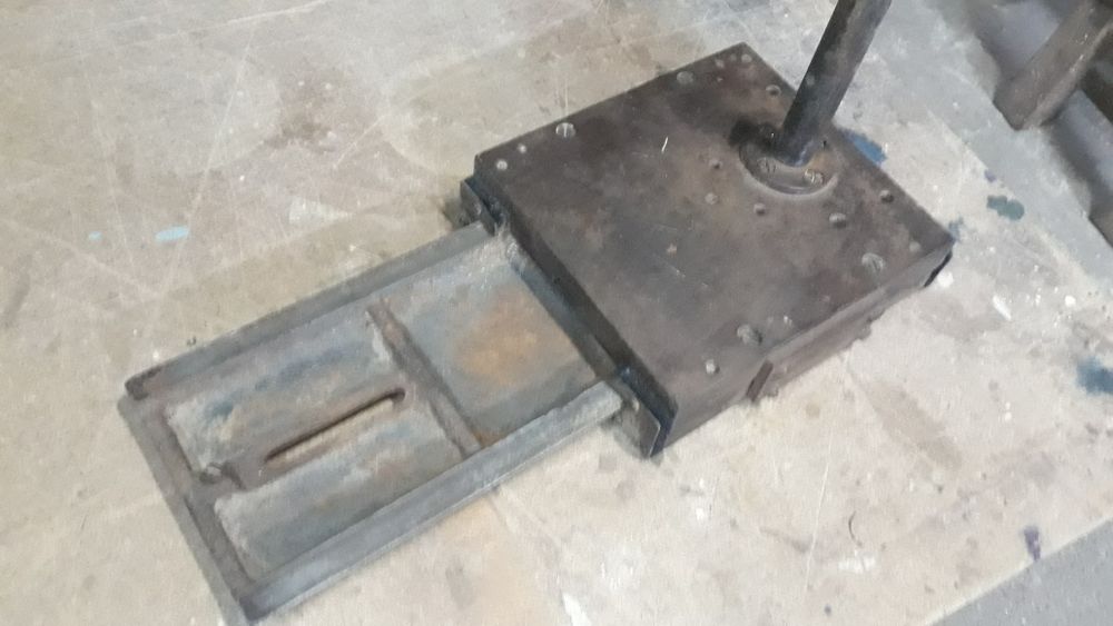 Каретка шіпорізна на столярний верстат.  Каретка на ФСШ.