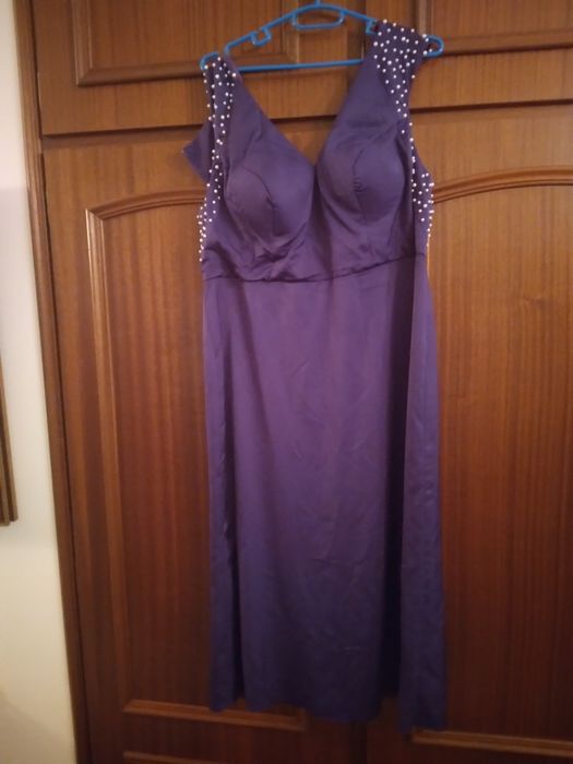 Aproveitar! Vestido lindos de ceremonia nunca usados  novos