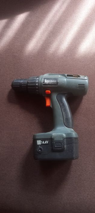 Шуруповерт Agoyoma tools  і перфоратор