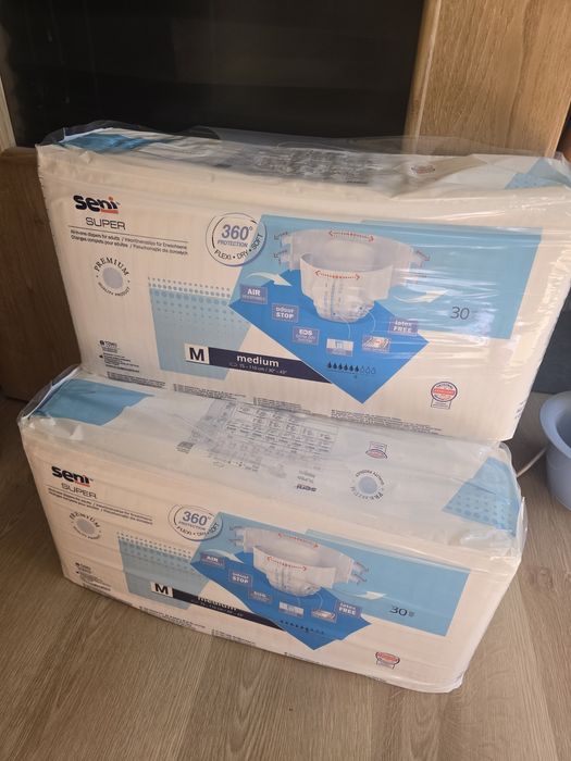 Super Seni pieluchomajtki na rzepy dla seniora - Rozmiar: M