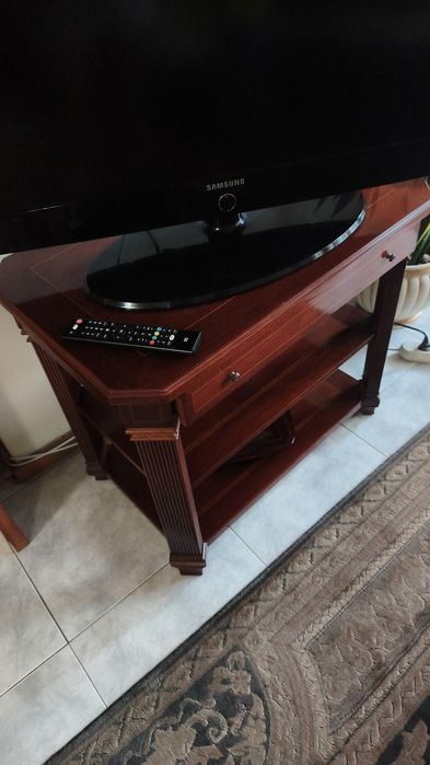 Vendo móveis antigos