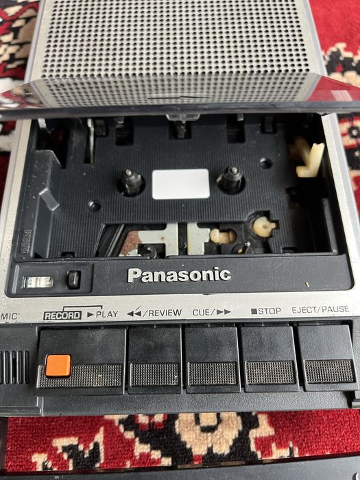 Продам Panasonic RQ-2739