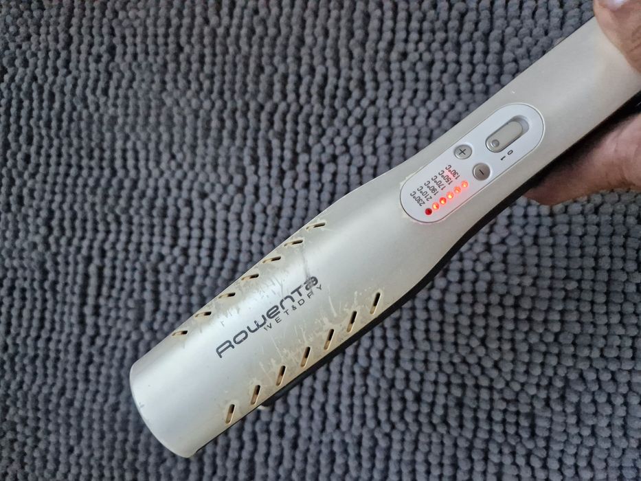 Prancha Rowenta wet & dry