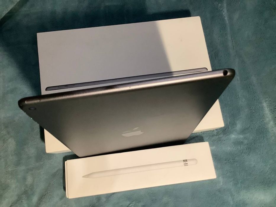 Планшет iPad Air 3 Space Gray, 64 Gb + стiлус Apple Pencil (1st Generation)