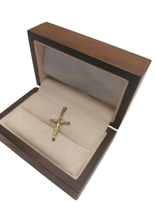 Złota zawieszka krzyżyk 585/0,74g