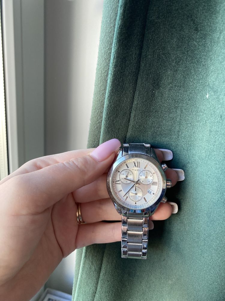 Timex tw2p93600 clearance
