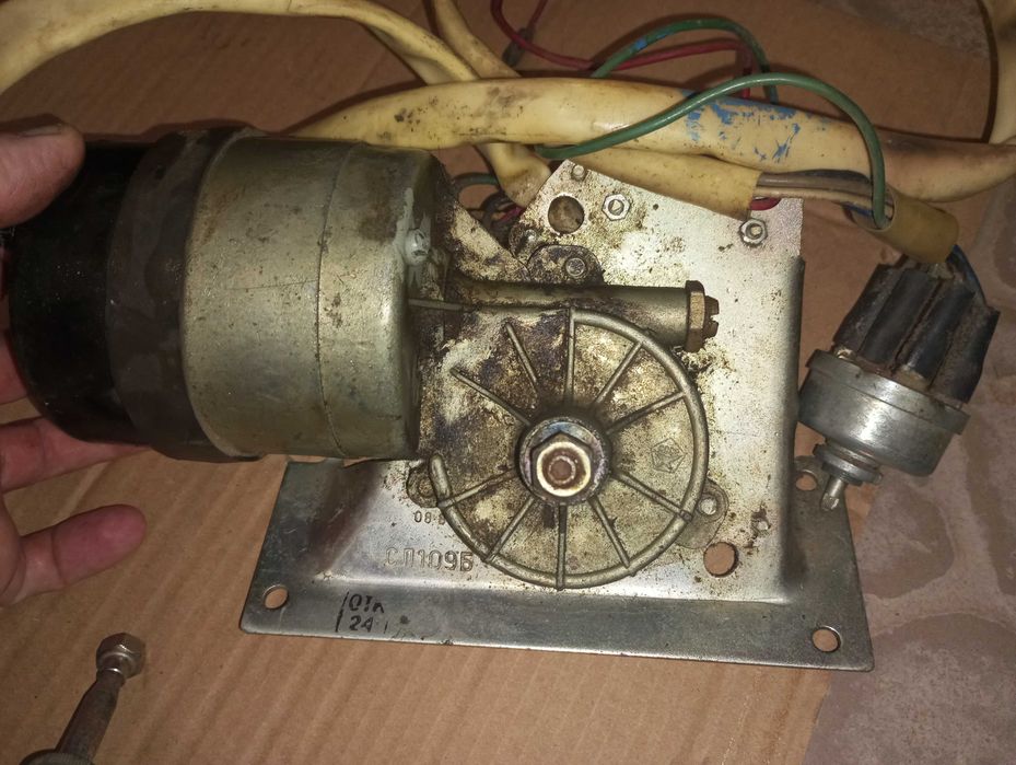 Моторчик МЭ 11 МЭ226 отопителя стеклоочистителя СЛ 230М СЛ-201 СЛ 109Б