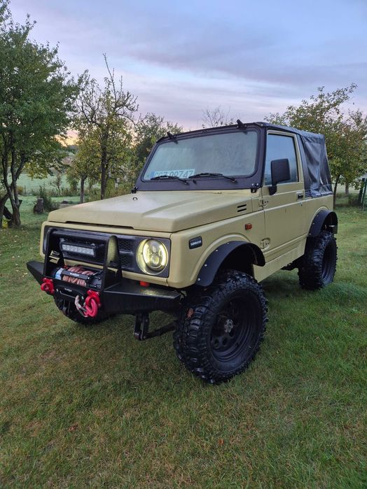 Suzuki Samurai