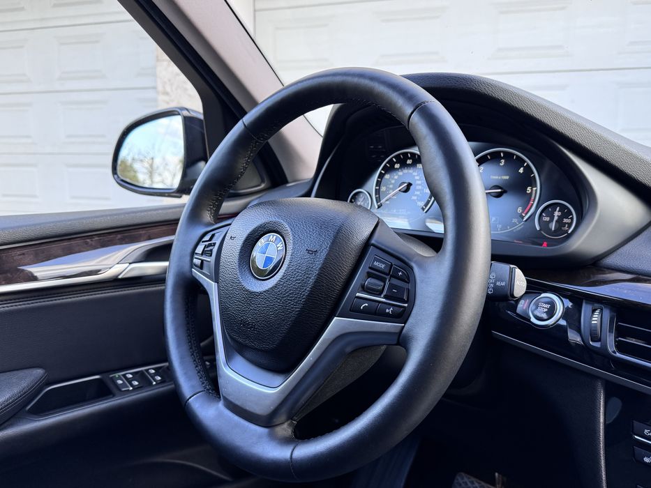 Продам BMW X5 F15 3.0 дизель 2014 год