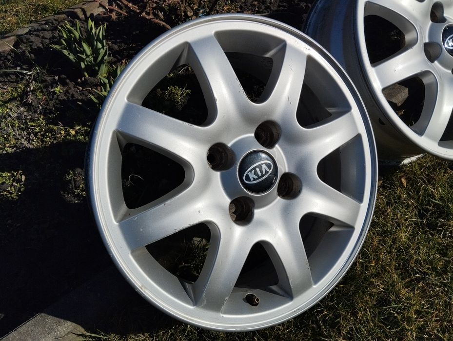 Felgi Kia 16" 4x114,3 6J ET43 komplet