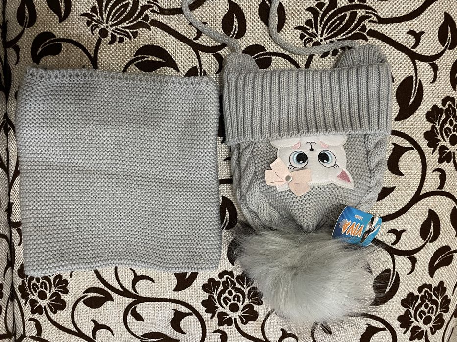 Шапочка для дівчинки.