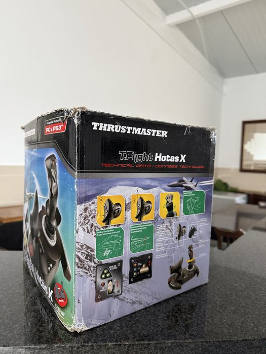 Comando Multiplataforma THRUSTMASTER T.Flight Hotas X Preto