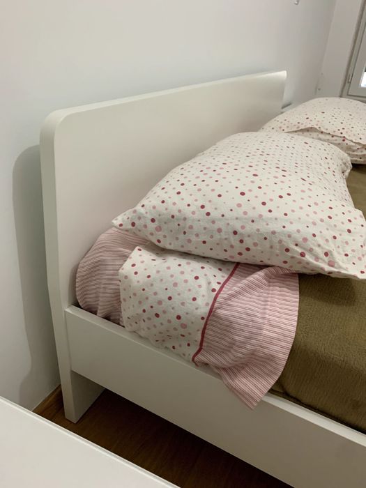 Vende-se mobilia quarto como nova