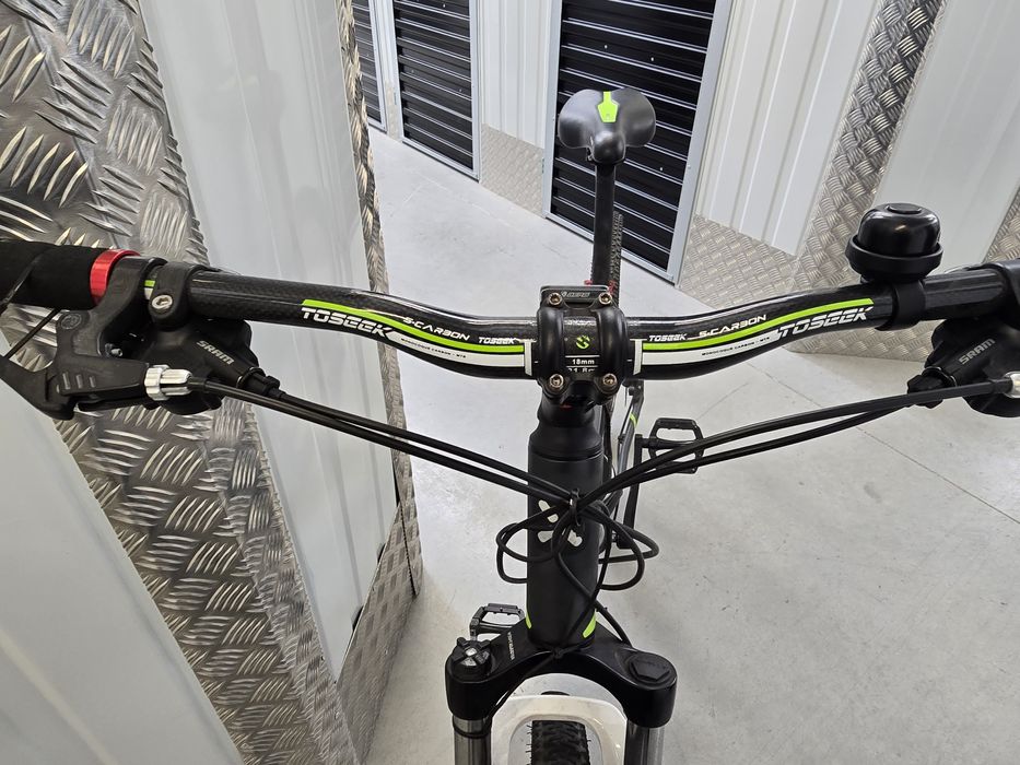 Bicicleta Mtb Rock rider  TAM L roda 27.5 + extras