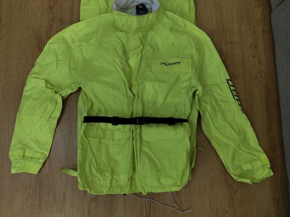 Conjunto Impermeável mota (casaco + calças +botas)